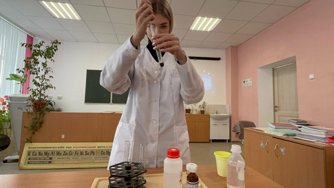 Лабораторный эксперимент.